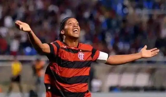 许多人通过 许多人通过